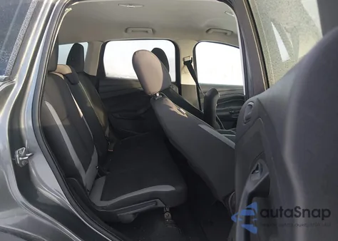 2013 Ford Escape S z USA, uszkodzony, nr VIN 1FMCU0F74DUC43617